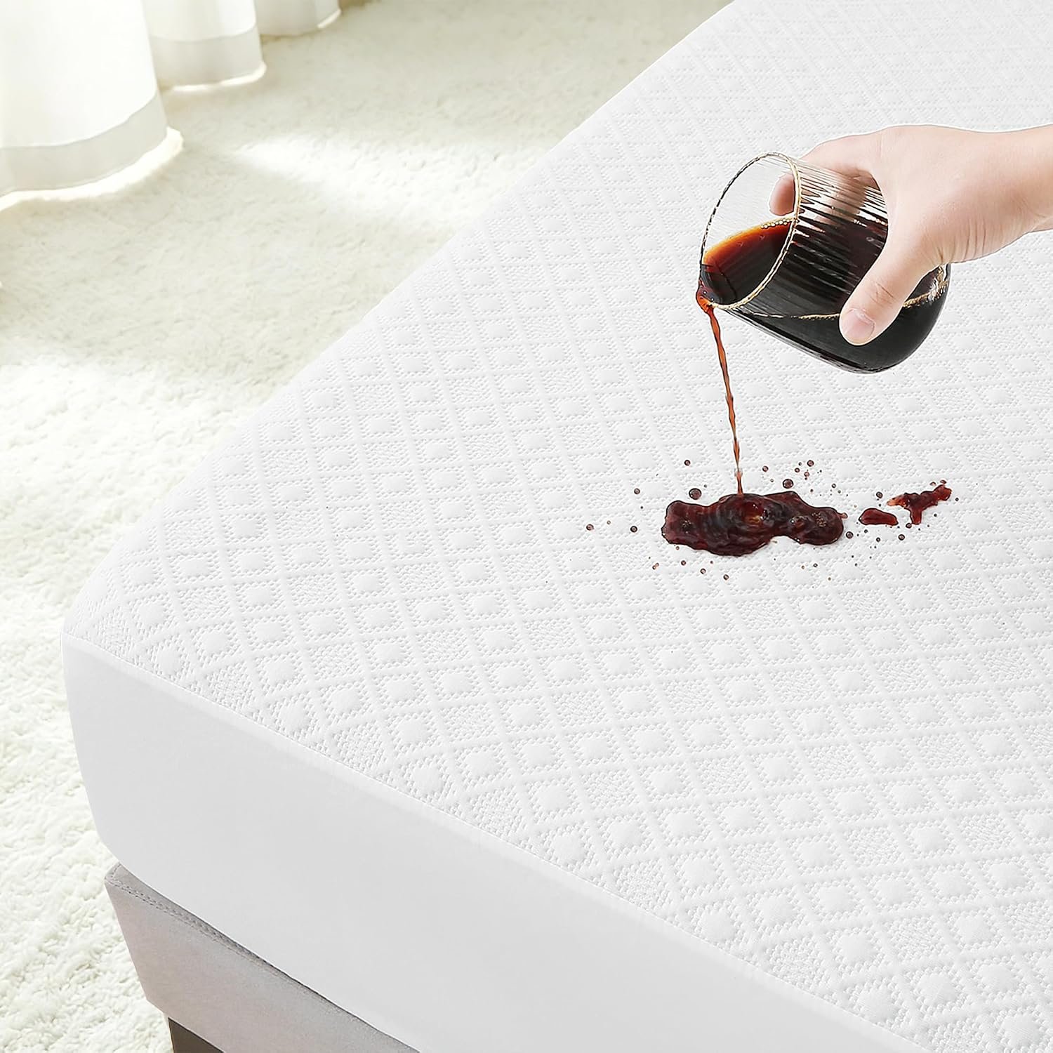 KUUP Waterproof Queen Mattress Protector Rayon Derived from Bamboo