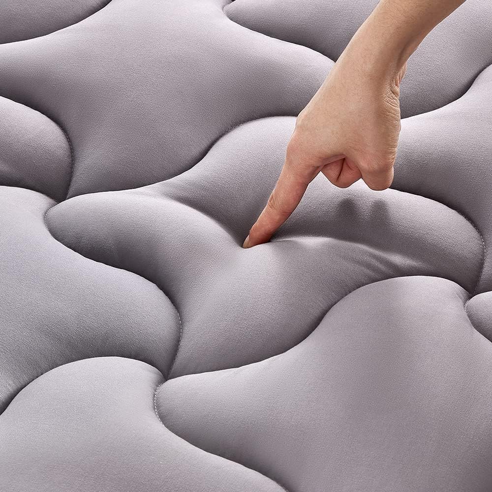 SLEEP ZONE Mattress Topper Twin Mattress Pad, Cooling Quilted Fitted Mattress Cover, Machine Washable Mattress Protector